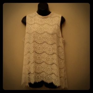 Gorgeous lace top XL